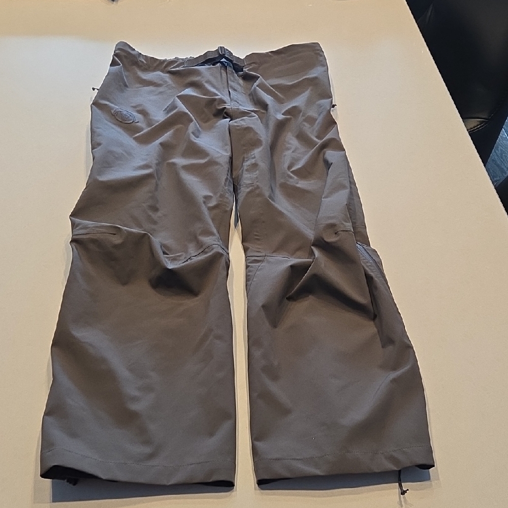 Black Ovis Hailstone Men's Waterproof Pants in Dark Gray